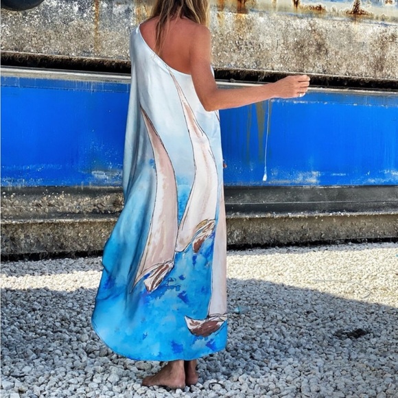 Aqua Luxury Yacht Life, Asymmetrical Kimono Dress, One Arm Cover Boat Neck Midi. - Picture 5 of 7